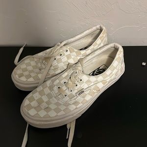 old skool white checkered vans